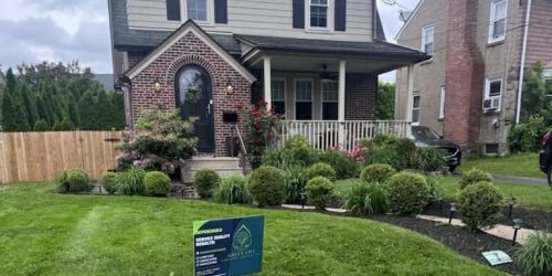 Full Property Lawn Clean Up, Lawn Care, Fall Clean Up, Leaf Removal, Spring Lawn Clean Up, Free Estimate